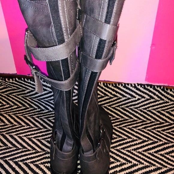 Tall Fall Boots! - Picture 4 of 6